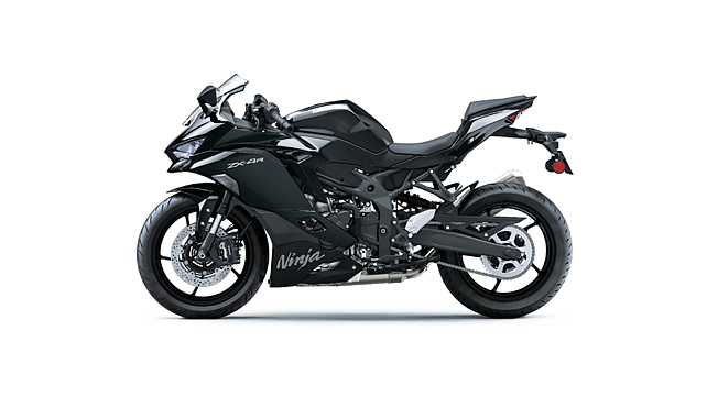 Kawasaki Ninja ZX-4R Left Side View