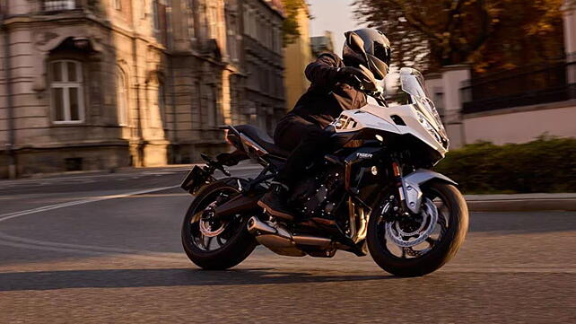 Triumph Tiger Sport 660 Right Side View