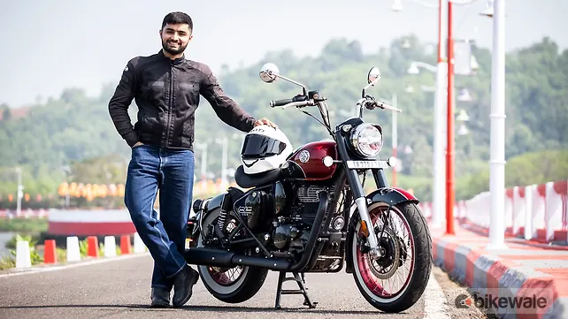 Royal Enfield Goan Classic 350 Right Front Three Quarter