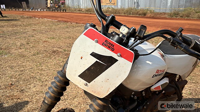 Royal Enfield Guerrilla 450 Visor