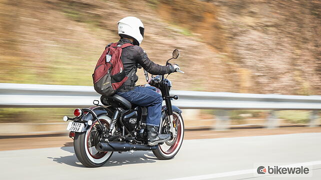 Royal Enfield Classic 350 Right Side View