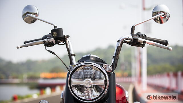 Royal Enfield Classic 350 Right Side View