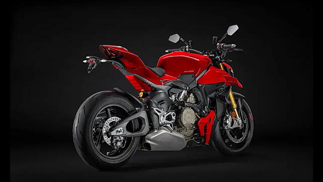 Ducati Panigale V4 Right Rear Three Quarter