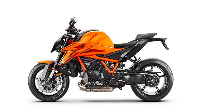 KTM 1390 Super Duke R Left Side View