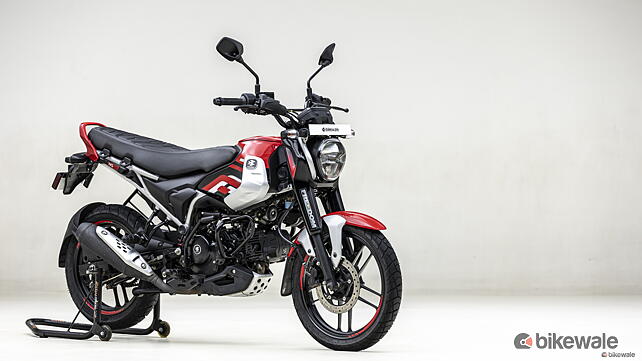 Bajaj Freedom Right Front Three Quarter