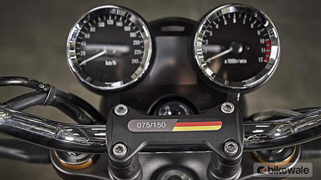 Kawasaki Z900RS Speedometer