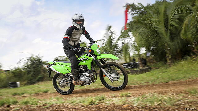 Kawasaki KLX 230 Right Front Three Quarter