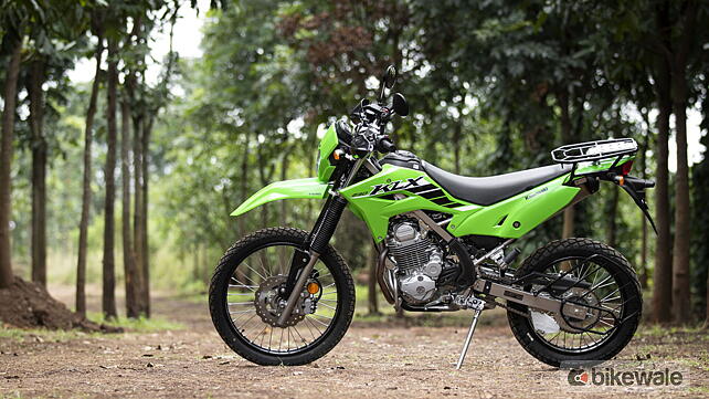 Kawasaki KLX 230 Right Side View