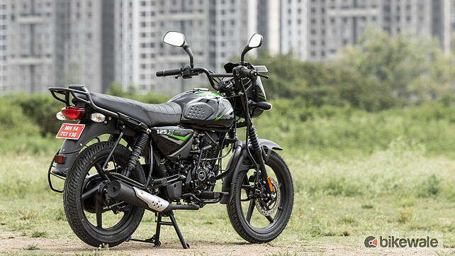 Bajaj CT 125X Right Rear Three Quarter