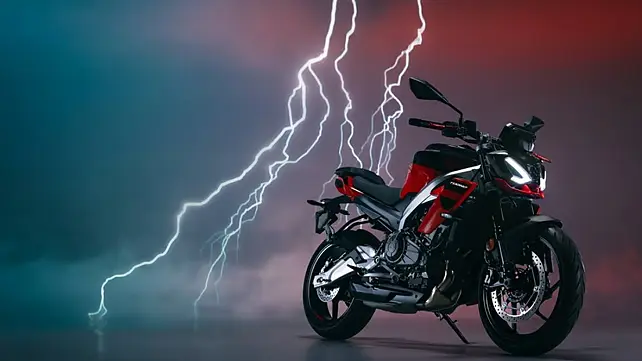 Aprilia Tuono 457 - Image Gallery Aprilia Tuono 457 - Image Gallery
