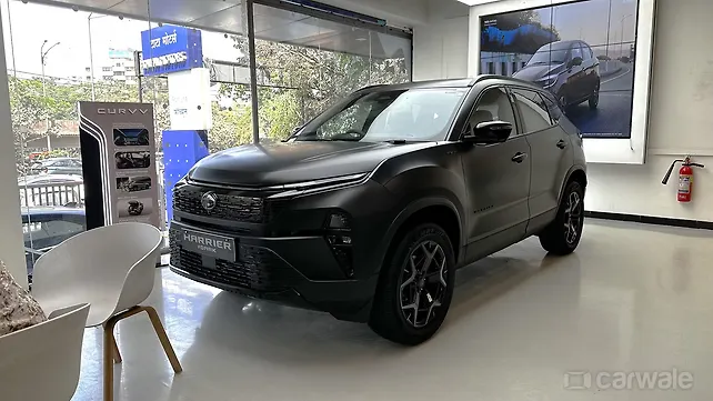 Tata Harrier Stealth starts reaching showrooms Tata Harrier Stealth starts reaching showrooms