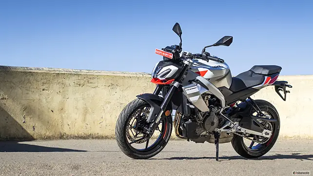Aprilia Tuono 457 Left Front Three Quarter Aprilia Tuono 457 Left Front Three Quarter