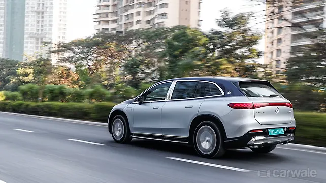 Mercedes-Benz Maybach EQS SUV Left Front Three Quarter