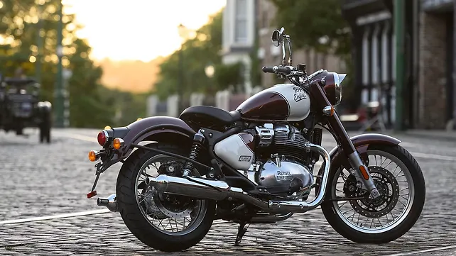 Royal Enfield Classic 650 Right Rear Three Quarter