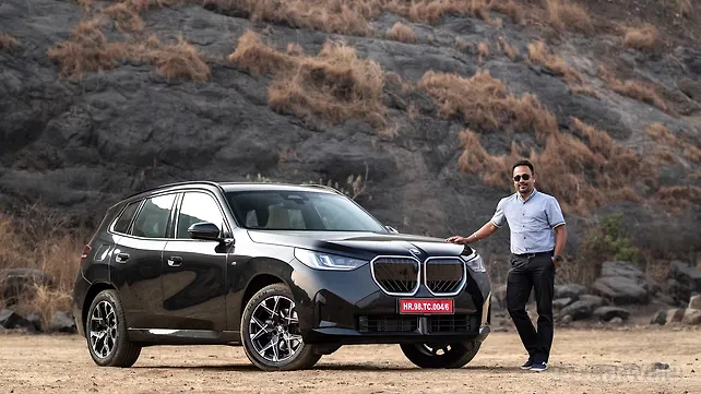 BMW X3 Left Front Three Quarter