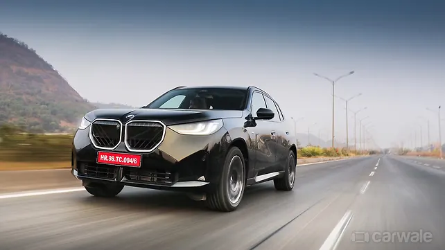 BMW X3 Right Front Three Quarter