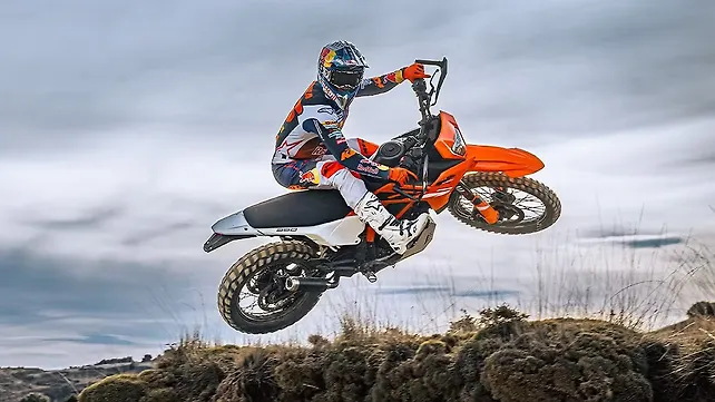 KTM 390 Enduro R Right Side View KTM 390 Enduro R Right Side View