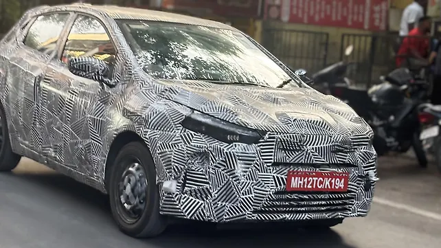 Tata Altroz Facelift Spied Testing in CNG Guise Tata Altroz Facelift Spied Testing in CNG Guise