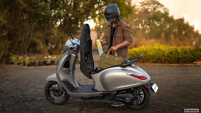 New Bajaj Chetak 3503 Launched in India at Rs. 1.10 Lakh New Bajaj Chetak 3503 Launched in India at Rs. 1.10 Lakh
