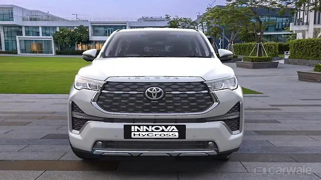 Toyota Innova Hycross Exclusive Edition Launched: Top 3 Highlights Toyota Innova Hycross Exclusive Edition Launched: Top 3 Highlights