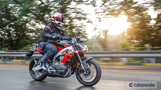 Aprilia Tuono 457 Right Front Three Quarter