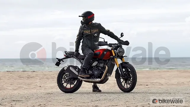 Triumph Scrambler 400 X Right Front Three Quarter