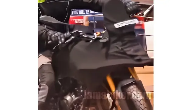 BMW F 450 GS Right Side View