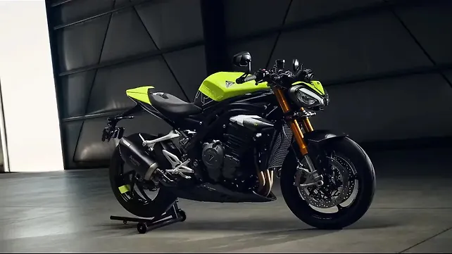 Triumph Speed Triple 1200 RX Unveiled 