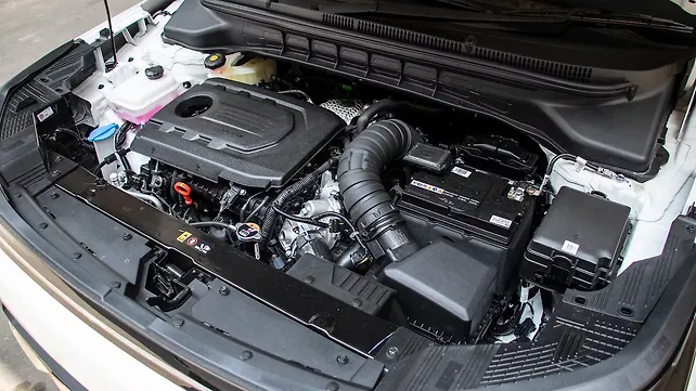 Kia Carens Clavis Engine Shot Kia Carens Clavis Engine Shot