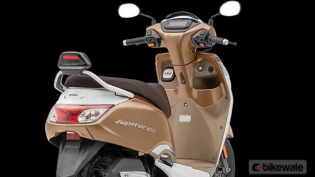 TVS Jupiter 125 Right Rear Three Quarter TVS Jupiter 125 Right Rear Three Quarter