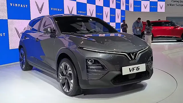 VinFast VF6 Left Front Three Quarter