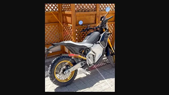 Production-ready Royal Enfield Himalayan Electric Spotted Testing Production-ready Royal Enfield Himalayan Electric Spotted Testing