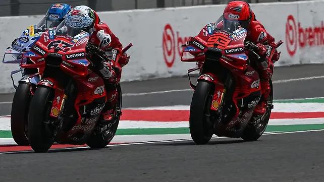 Ducati Panigale V4 Left Front Three Quarter