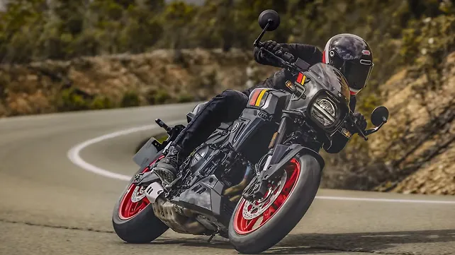 Suzuki GSX-8T and GSX-8TT Unveiled 