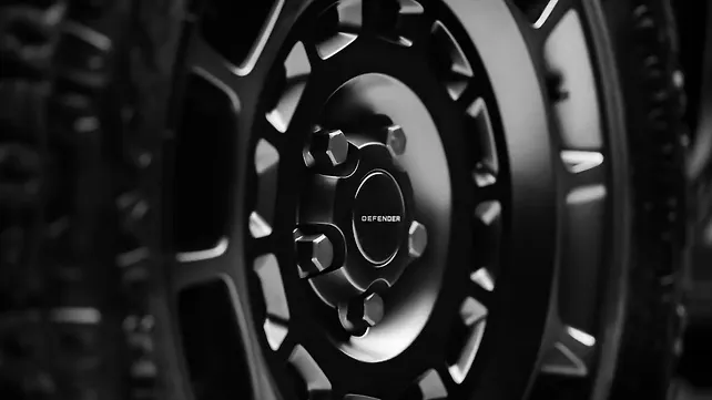 Land Rover Defender Octa Black: Now in Pictures - CarWale