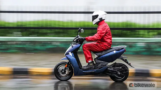 Ather 450X Left Side View