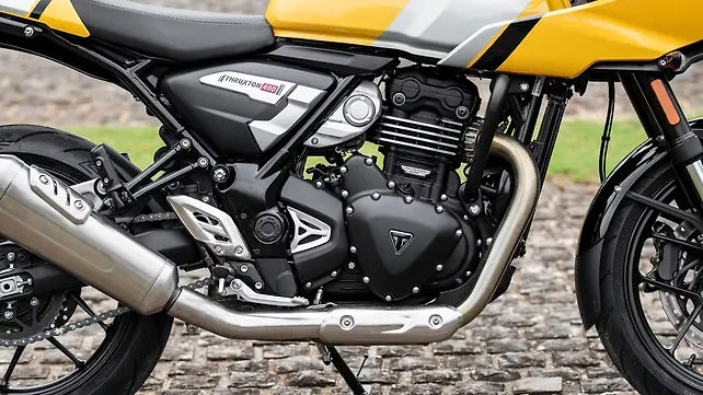 Triumph Thruxton 400 Engine From Right Engine From Right