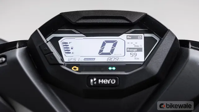 Hero Xoom 125 Right Front Three Quarter