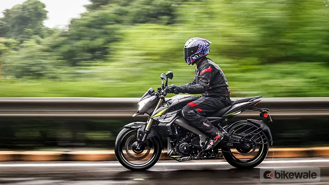 Bajaj Pulsar NS400Z Left Side View Bajaj Pulsar NS400Z Left Side View