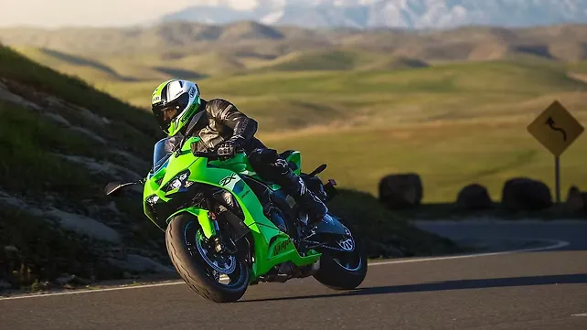 2026 Kawasaki Ninja ZX-6R Launched at Rs. 11.69 Lakh - BikeWale