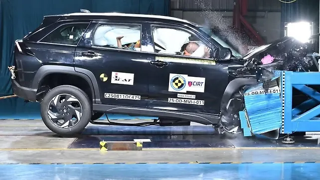 Maruti Suzuki Victoris Right Side View