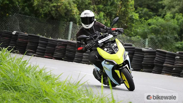 TVS Ntorq 150 Right Front Three Quarter