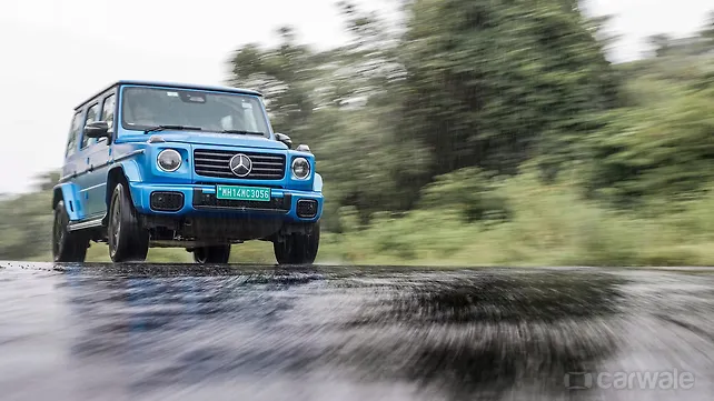 Mercedes-Benz G580 with EQ Technology Right Front Three Quarter