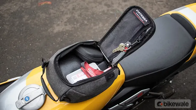 Triumph Thruxton 400 Fuel Tank