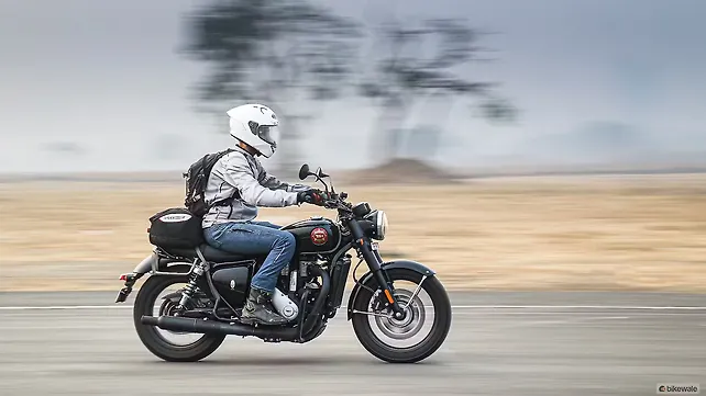 BSA Gold Star 650 to Carry Old GST Price for 500 Units