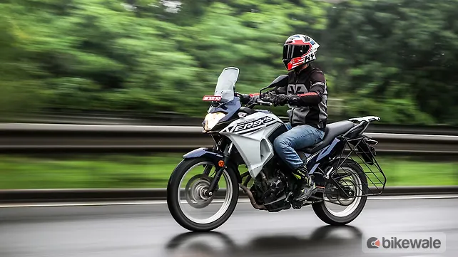 Kawasaki Versys-X 300 Right Side View