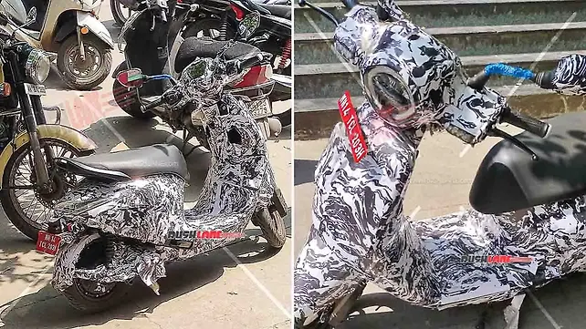 New-gen Bajaj Chetak Spied Testing Before Launch - BikeWale