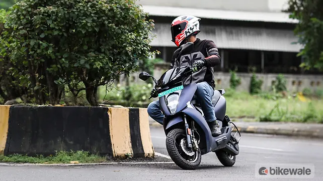 Ather 450X Right Front Three Quarter Ather 450X Right Front Three Quarter