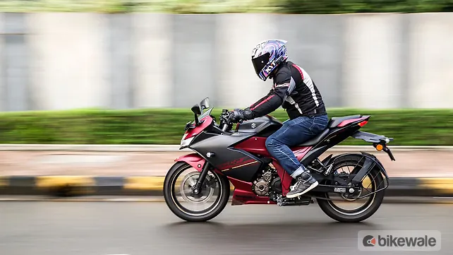 Suzuki Gixxer SF 250 Flex Fuel Left Side View Suzuki Gixxer SF 250 Flex Fuel Left Side View