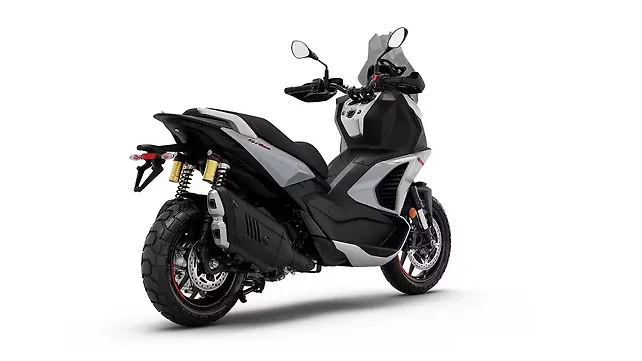 Aprilia SR GT 400 Crossover Scooter Unveiled - BikeWale